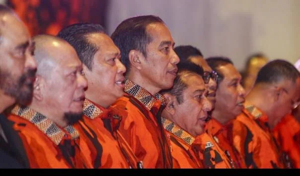 Jokowi Tegur Kapolres Gegara Sowan ke Ormas, YLBHI: Presiden Sendiri Anggota Ormas Tertentu