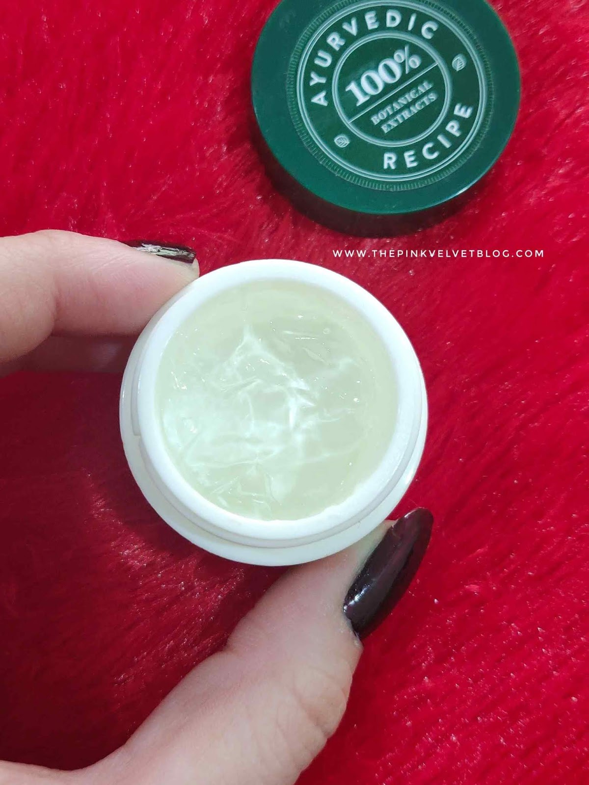 Biotique Bio Seaweed Revitalizing Anti-Fatigue Eye Gel Review 5 Review - Biotique Bio Seaweed Revitalizing Anti-Fatigue Eye Gel