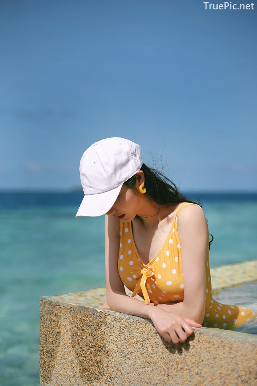 Korean fashion model Jeong Hee - Everyone once a monokini - Picture 24