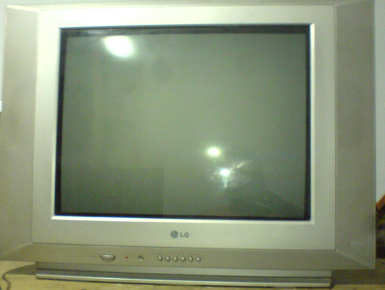 Телевизор lg ultra. Телевизор Vestel 19884 19". Телевизор Vestel 19850dvd 19". Телевизор Vestel 52785 52". Vestel телевизор HDMI.