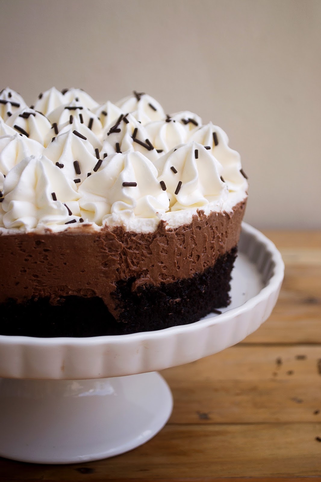 Frost &amp; Serve Chocolate Mousse Cake Recipe