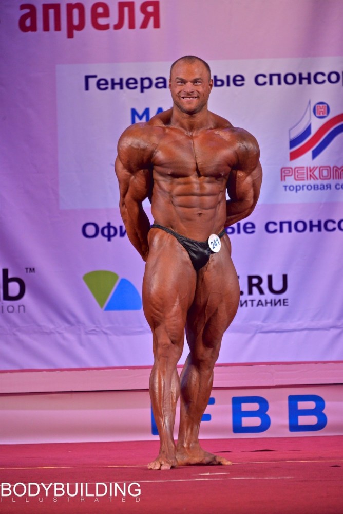 Кулаев бодибилдер