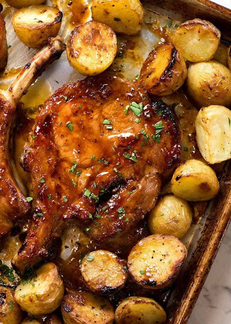 Oven Baked Pork Chops with Potatoes - HEALTHY LIFESTYLE TIPS NEWS