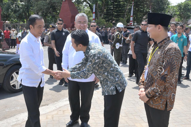 Kunjungi Trenggalek, Presiden Jokowi Sosialisasikan Penggunaan Dana Desa
