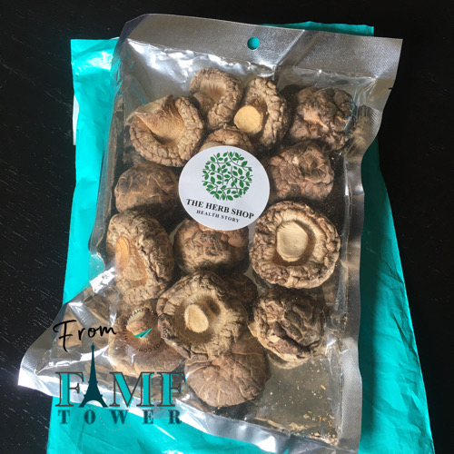 harga cendawan shitake kering Christopher Davidson