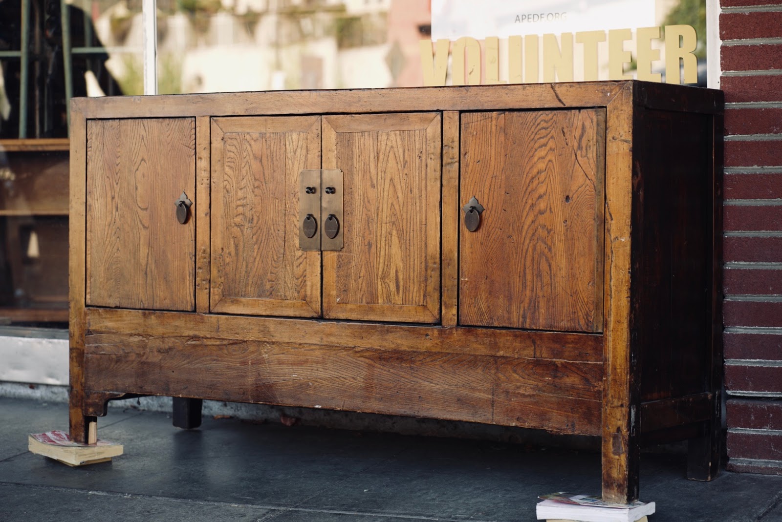 UHURU FURNITURE & COLLECTIBLES **SOLD** 31556 Rustic Asian Teak 19" x