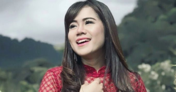 Lirik Tadayo Gurauan Sayang Rayola Pop Minang Lirikaz 09
