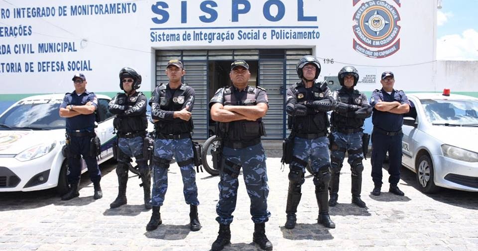 Prefeitura de Santa Cruz do Capibaribe realiza solenidade de entrega de armas e aula de