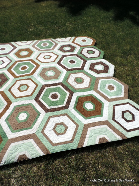 Night Owl Quilting & Dye Works Eileen's Lug Nuts Quilt