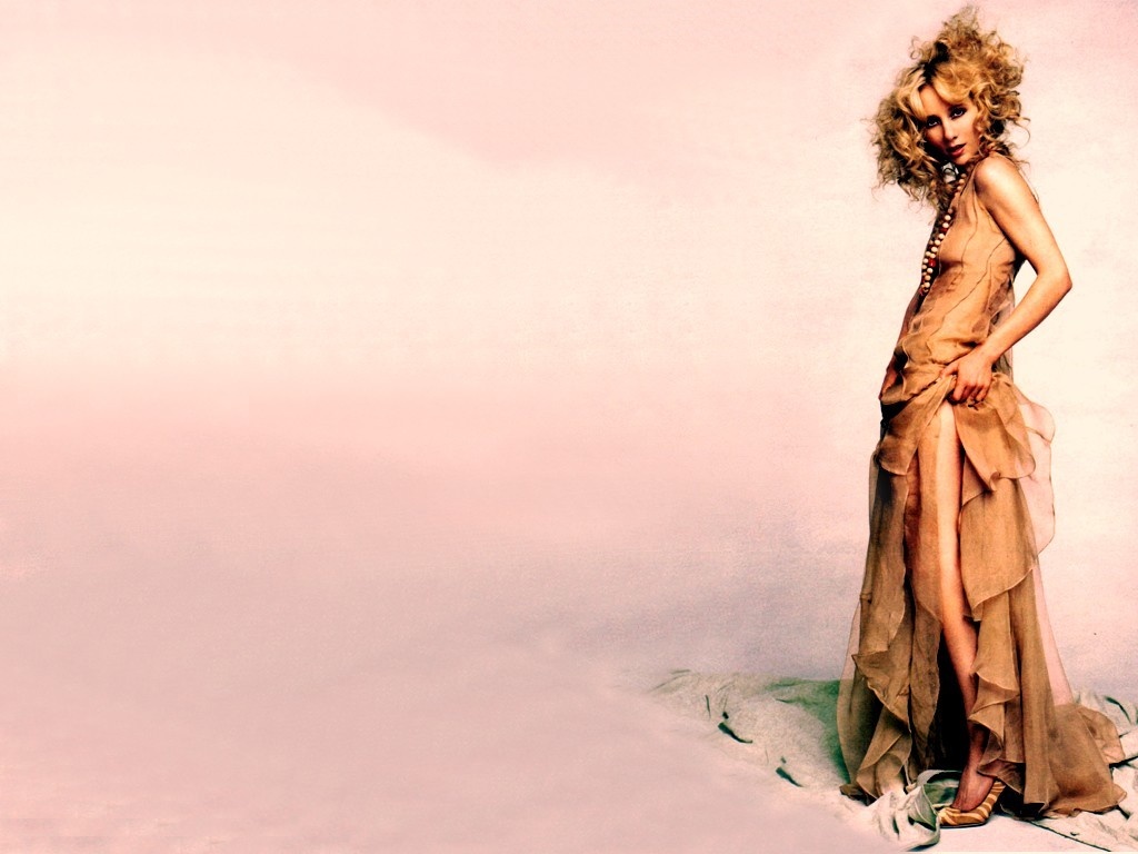 Filmovízia: Anne Heche [Wallpaper]