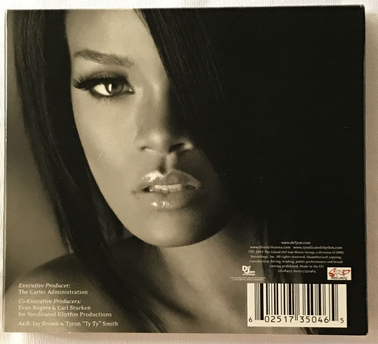 _sean_paul_. рианна bitch. Rihanna loud обложка. рианна 2007. Rihanna break breaking dishes.