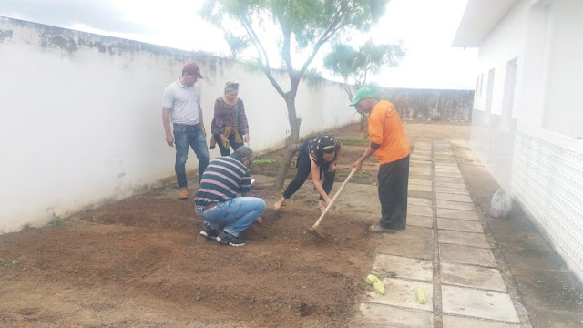 Projeto 'Hortas Orgânicas nas Escolas e Creches Municipais' de Jacobina continua a todo vapor