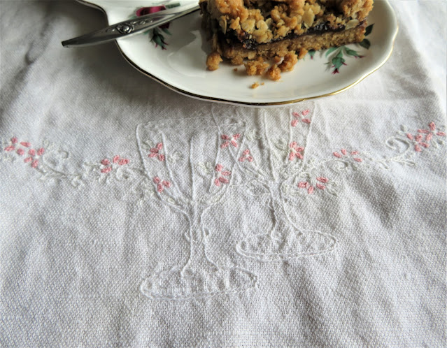 Classic Date Squares