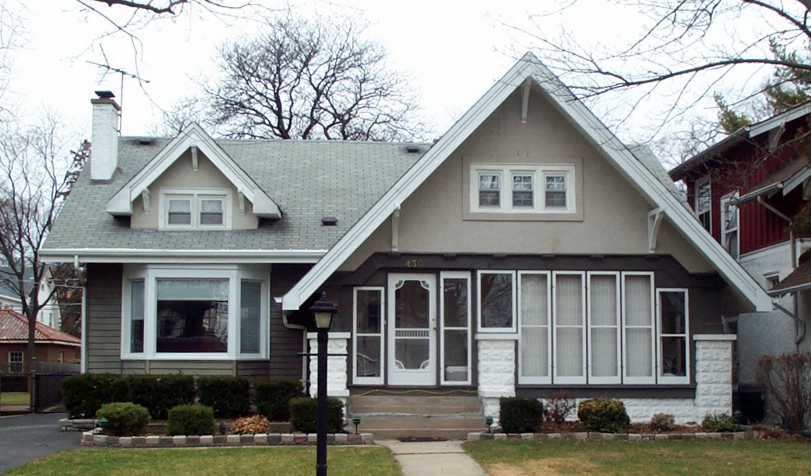 Distinctive Sears Kilbournes in the Suburbs