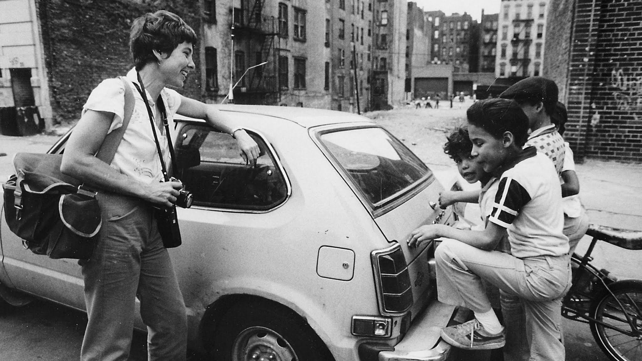 Diversity is beautiful: Martha Cooper: Woman + Photographer.