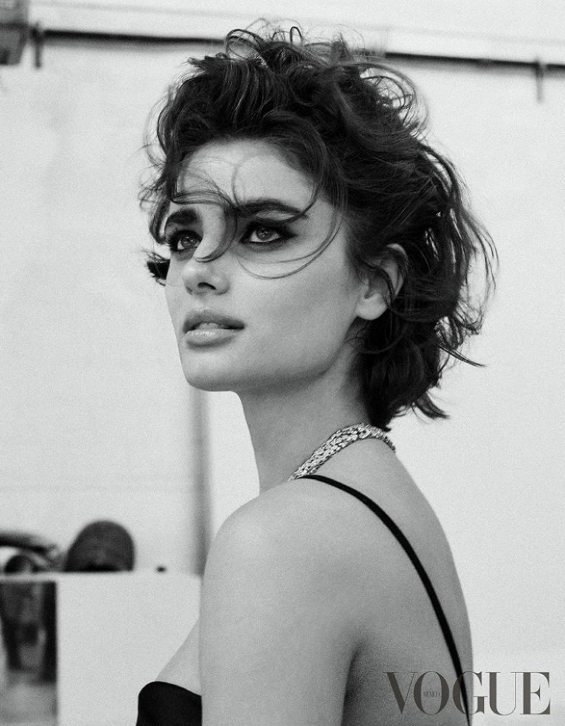 Daily delight Taylor Hill for Vogue Mexico