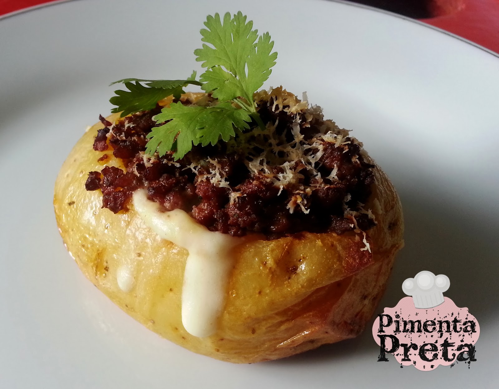 Pimenta Preta Batata recheada assada