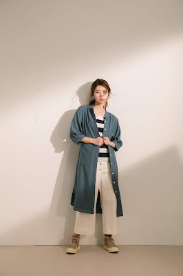 口袋裡的夏天舒棉開襟莫蘭迪藍七分袖洋裝