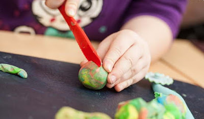 разминаем пластилин разминаем пластилин