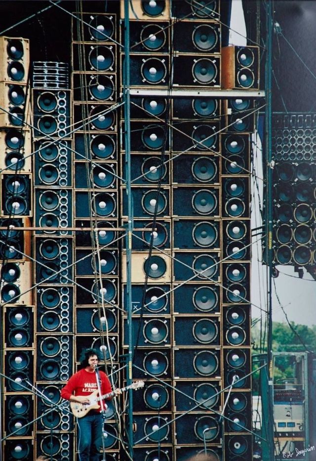 20 Amazing Vintage Photos of the Grateful Dead’s Wall of Sound, 1974 Vintage Everyday