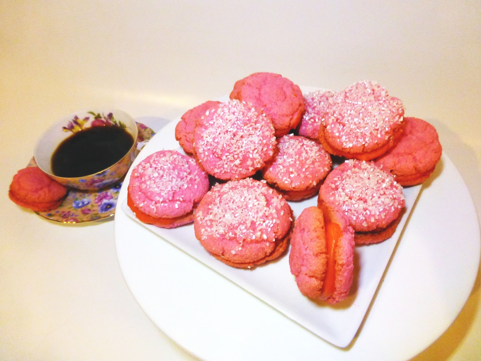 CakeSophia Pink coconut treats