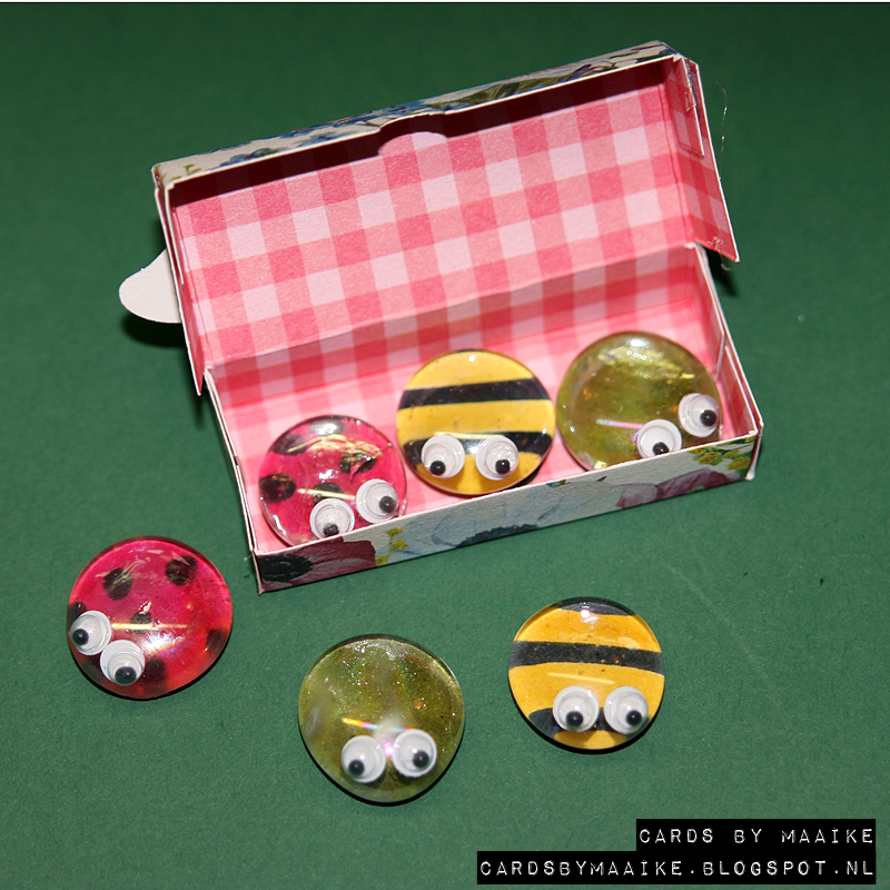 Cards by Maaike Garden bugs fridge with giftbox and video