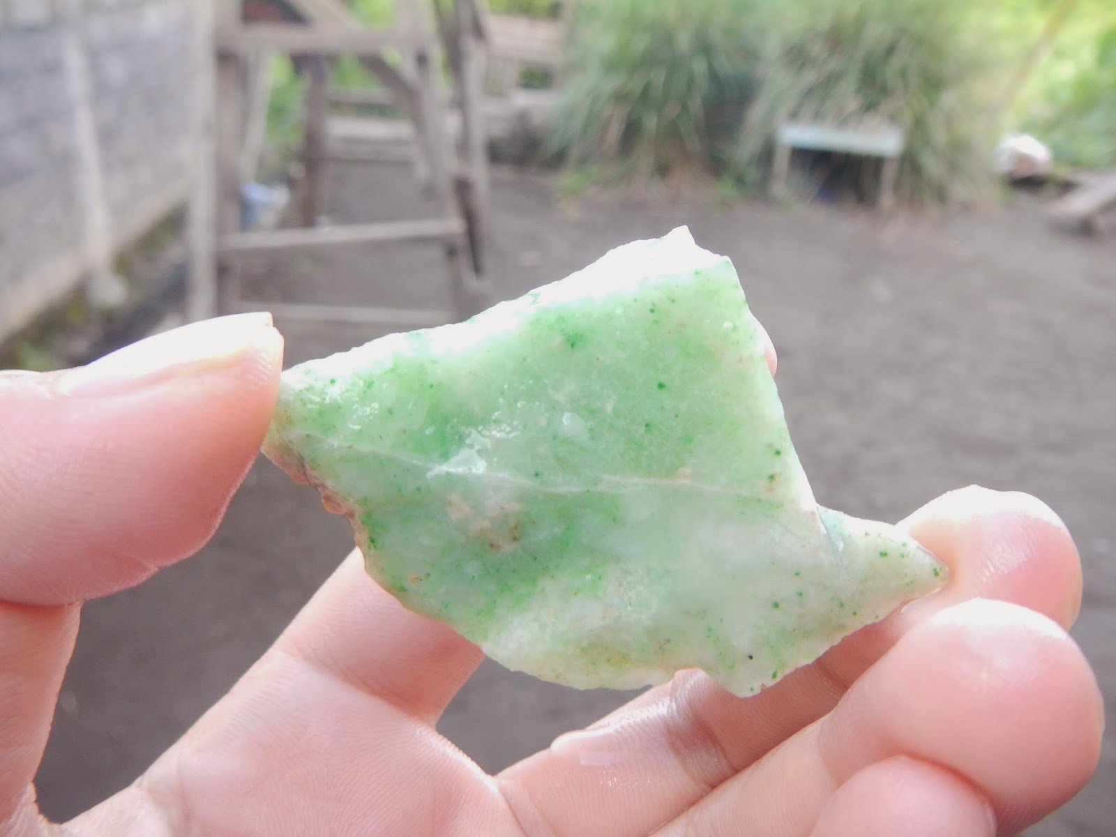 Giok Halmahera Giok Halmahera