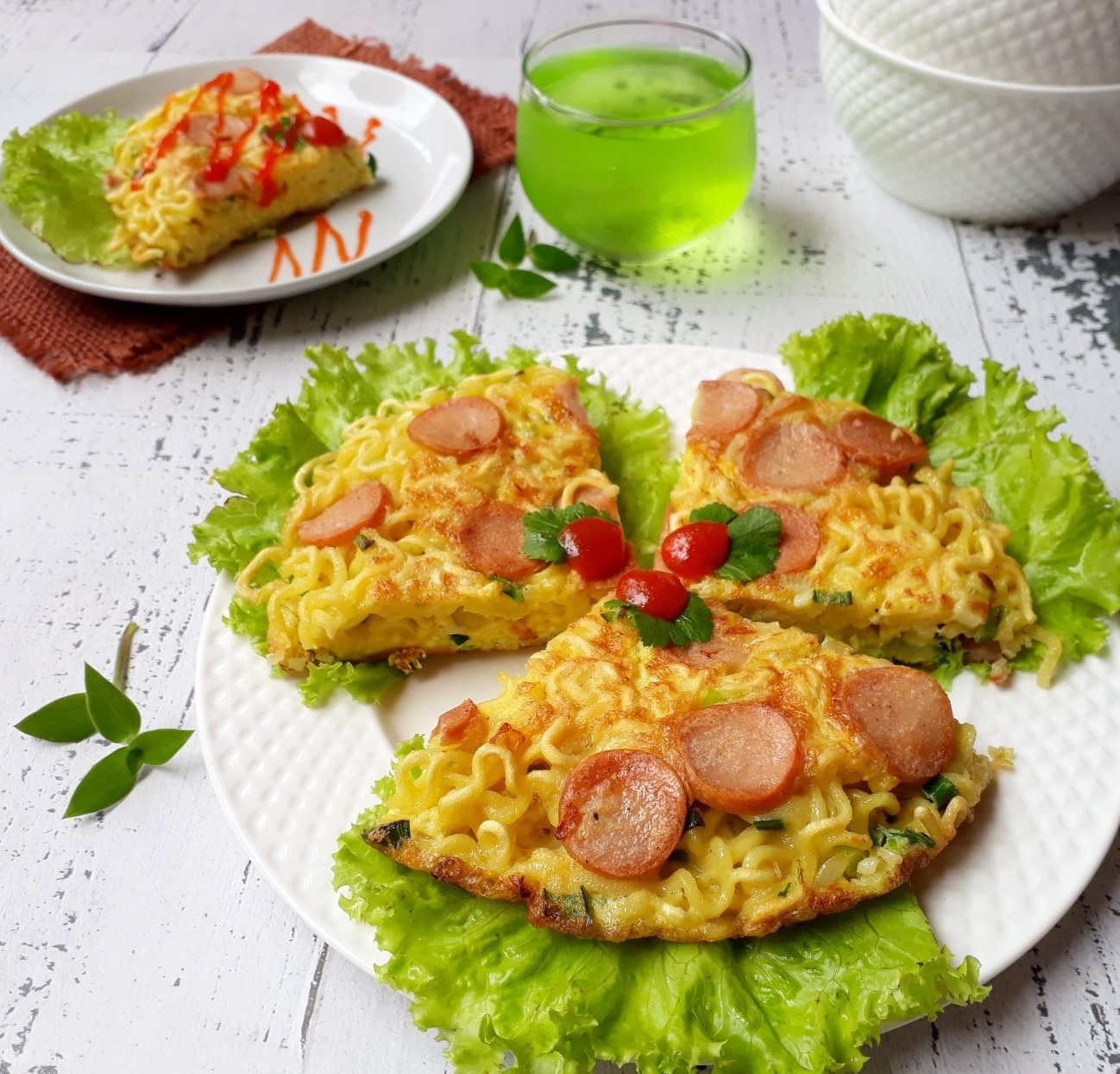 Resep Masakan Indonesia Resep Omelet Mie yang Tinggi