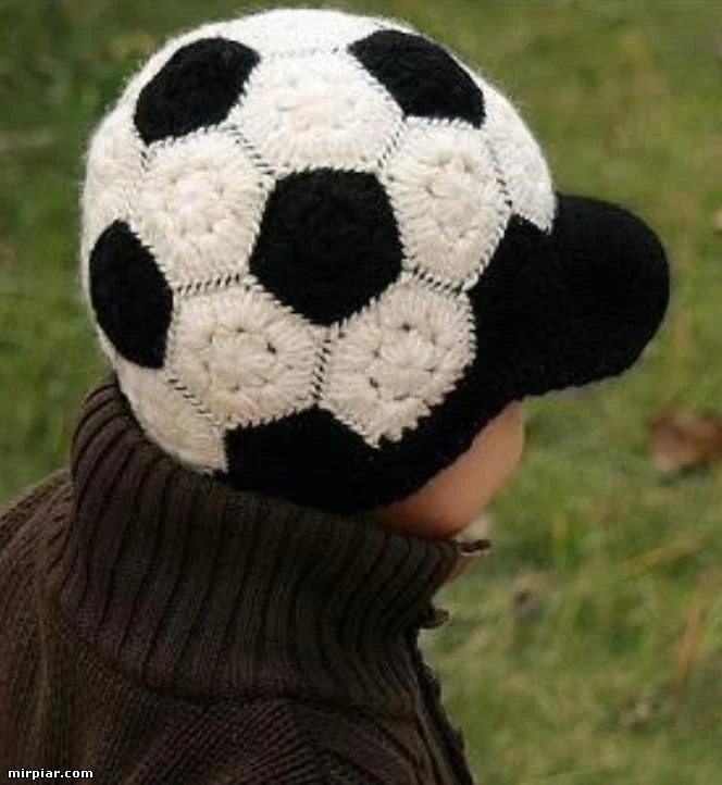 gorra, balón, pelota fútbol, crochet, deporte, ganchillo, amigurumis
