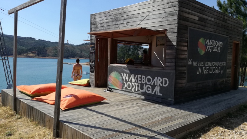 Wakerboard na Praia Fluvial do Trizio Wakerboard na Praia Fluvial do Trizio