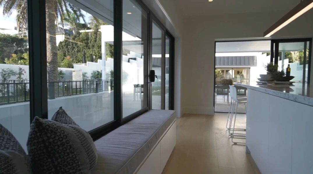 19 Interior Design Photos vs. 19 Bulkara Rd, Bellevue Hill, NSW Luxury Home Tour