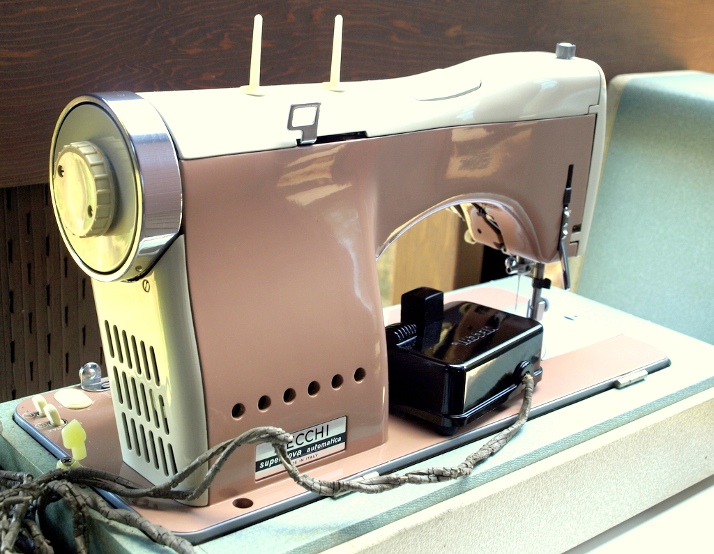 Tight Acres Necchi Supernova Automatica Ultra No. 2