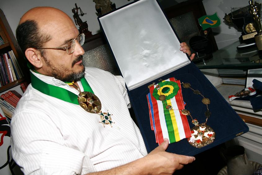 PROFESSOR LUIZ GONZAGA DE MEDEIROS BEZERRA DA CUNHA , DOUTOR E MESTRE