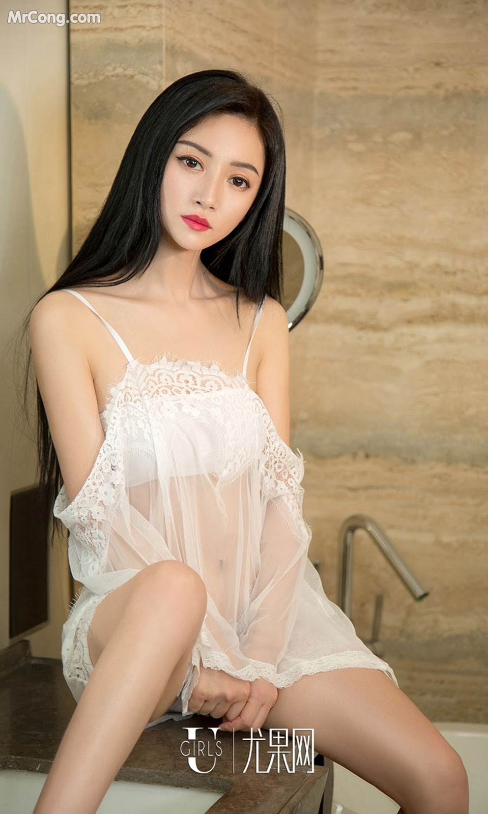 UGIRLS - Ai You Wu App No.1161: Lilian Model (35 pictures)