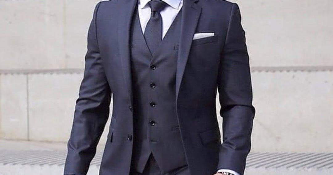 The Best Color Combination for Men's Suit