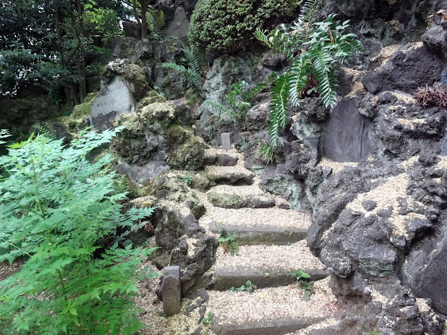 月見岡八幡神社内,富士塚,一合目,二合目,新宿,落合〈著作権フリー無料画像〉Free Stock Photos 