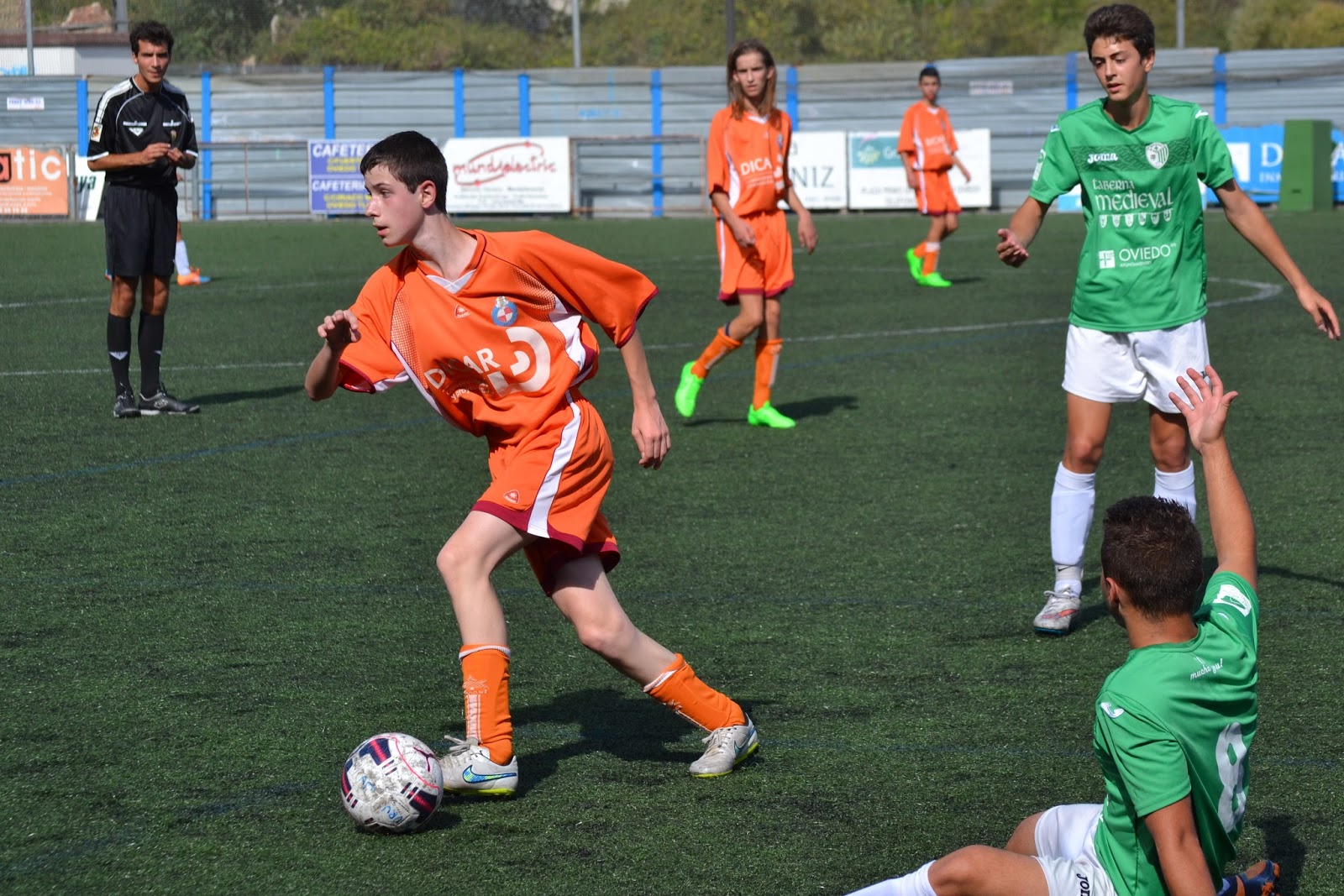 Fútbol sobre streaming así­ como en Televisor sobre directo ahora
