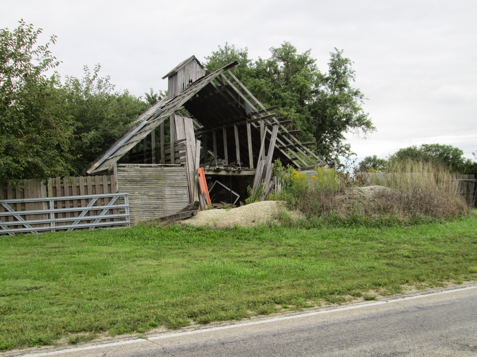 Observations in Agriculture Interesting Corn Cribs