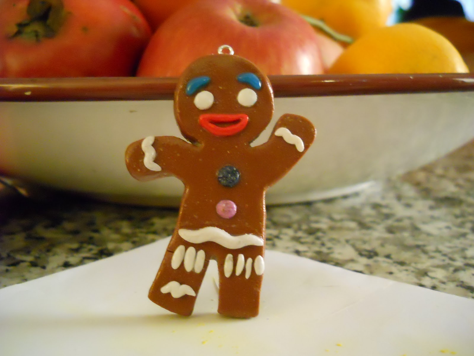 Peluche Omino Pan Di Zenzero il paese dei balocchi: ciondolo omino di pan di zenzero in fimo