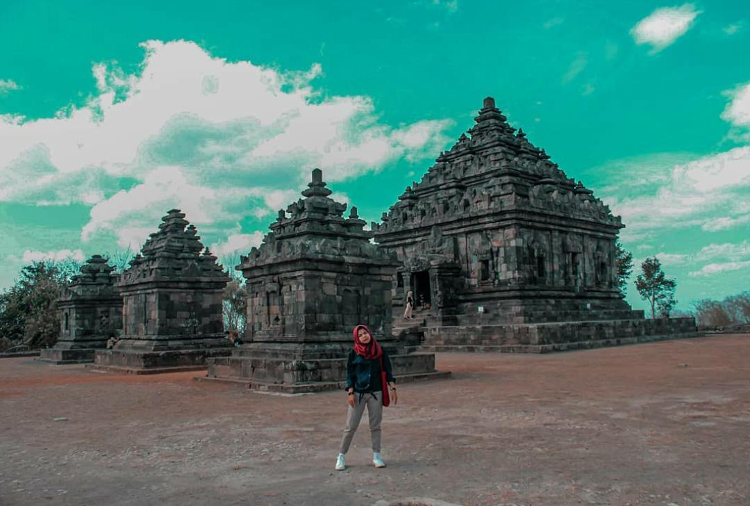 Candi Ijo Jogja, Spot Indah Menikmati Sunset dari Ketinggian