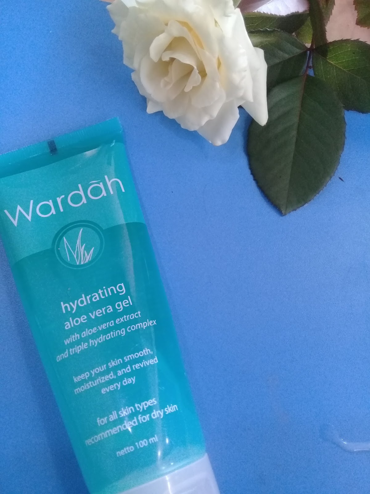 5 manfaat WARDAH ALOE VERA GEL (Produk serrba guna dari wardah untuk