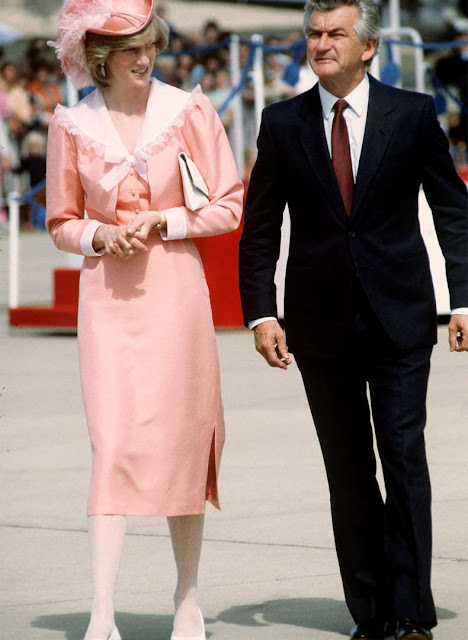 Princesa Diana de Gales: elegância e estilo próprio elfandarilha