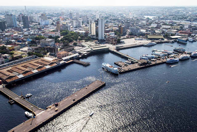 Maior porto flutuante do mundo, Manaus