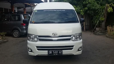 Toyota Hiace commuter with AC, 16 seat