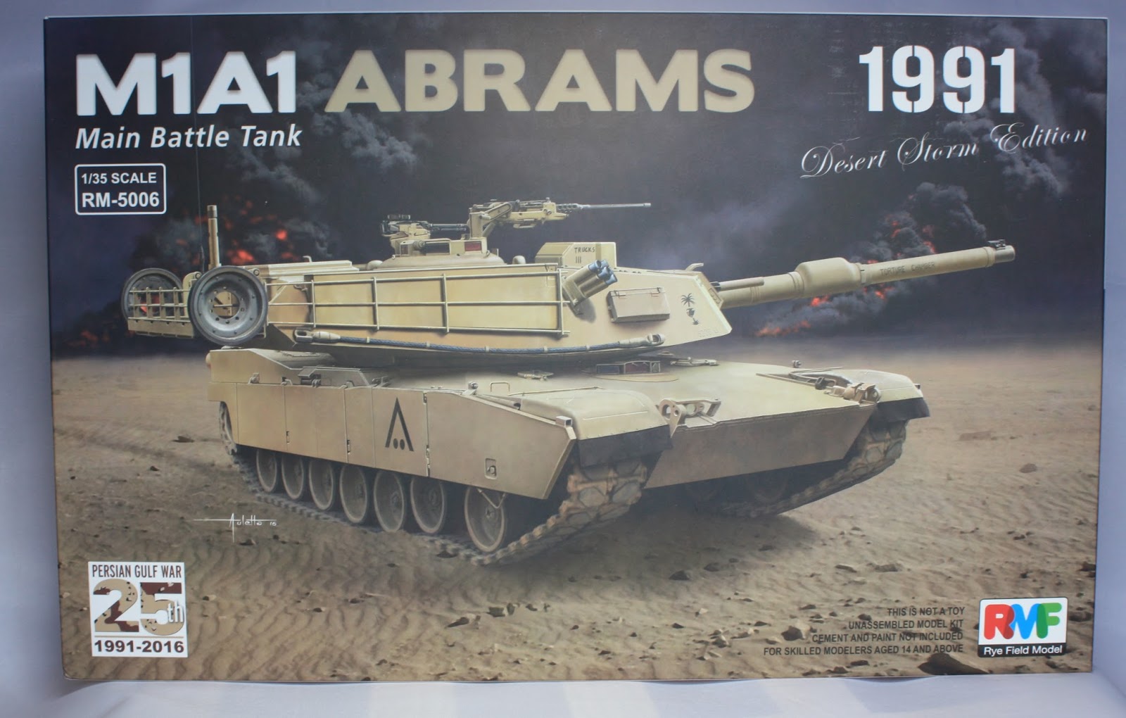 Rye Field Models M1a1 Abrams Desert Storm Edition And M1a1