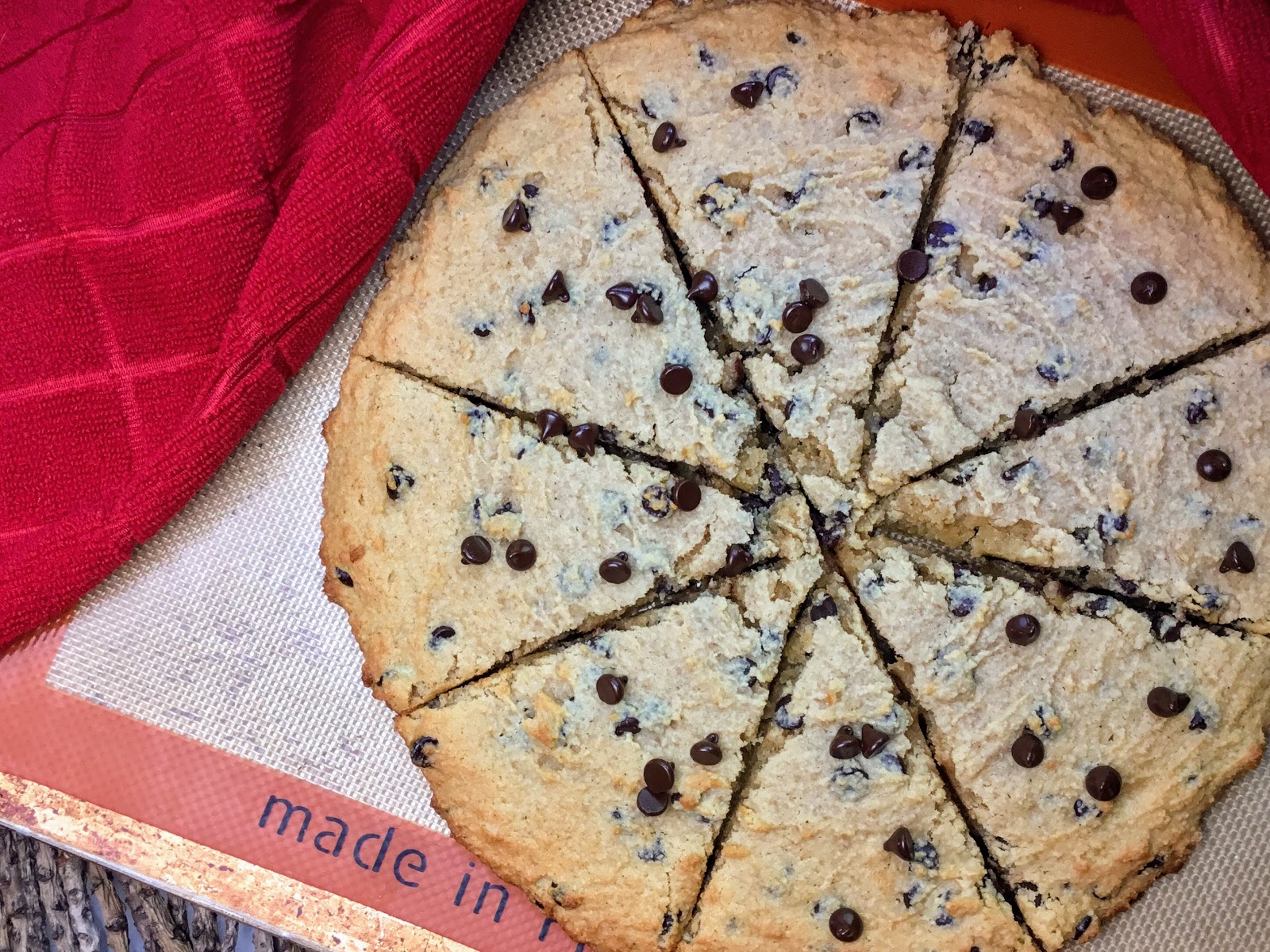 Food Fitness by Paige Sour Cream Chocolate Chip Scones