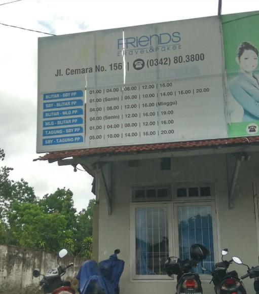 jasa travel Blitar Surabaya FRIENDS TRAVEL