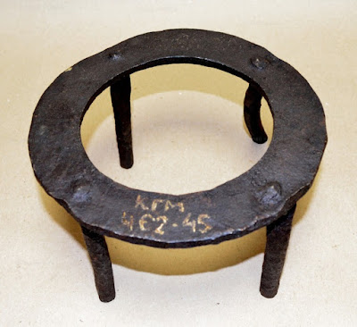 48 23 01 камин с таганком что это