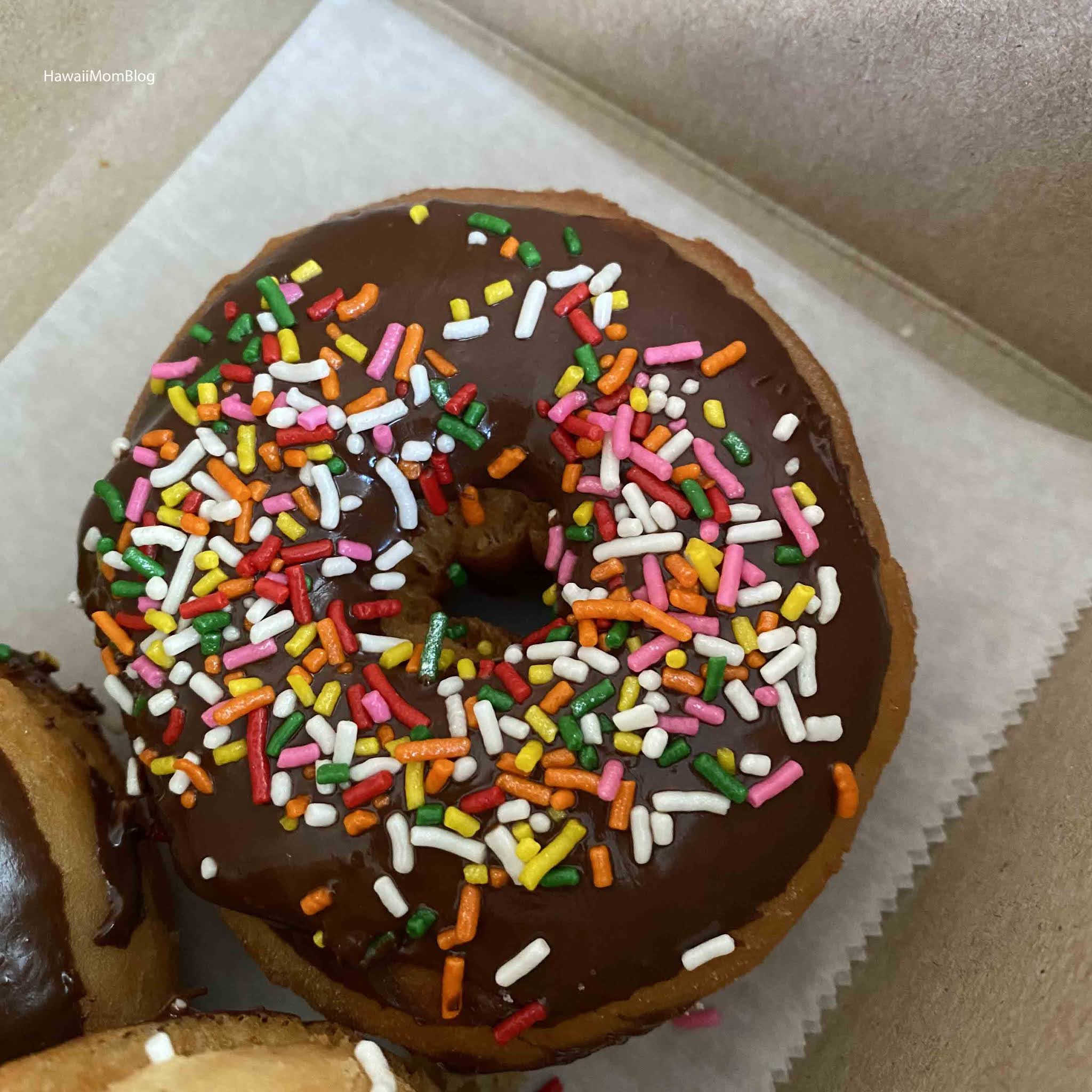 Hawaii Mom Blog Paalaa Kai Bakery