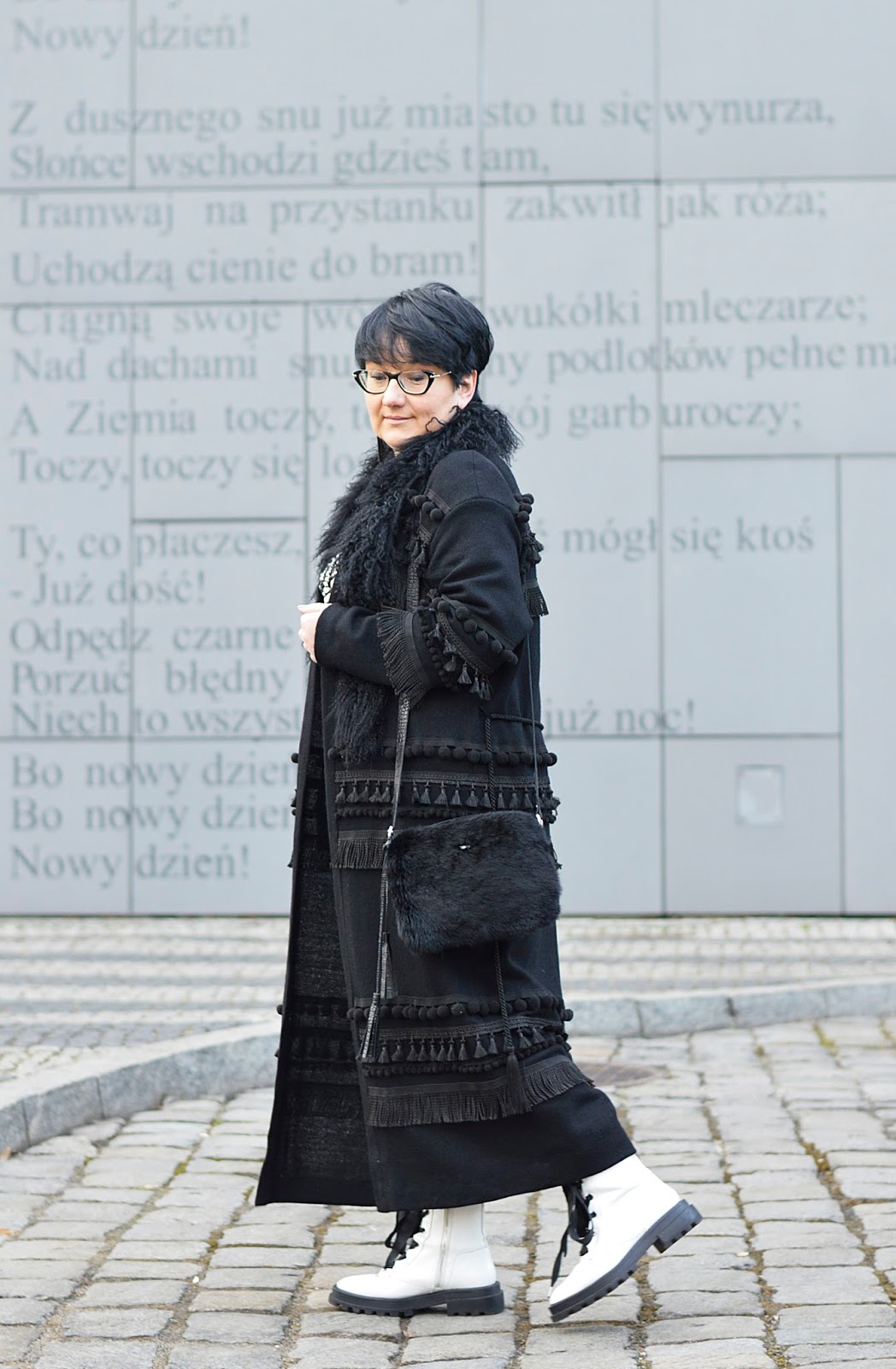 Simona Nikołajewska coat, polska projektantka
